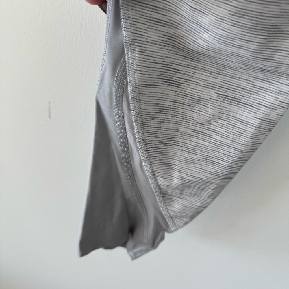 LULULEMON Wunder Under Crop High Rise Roll Down Scallop Luxtreme 23” Leggings - Picture 10 of 13